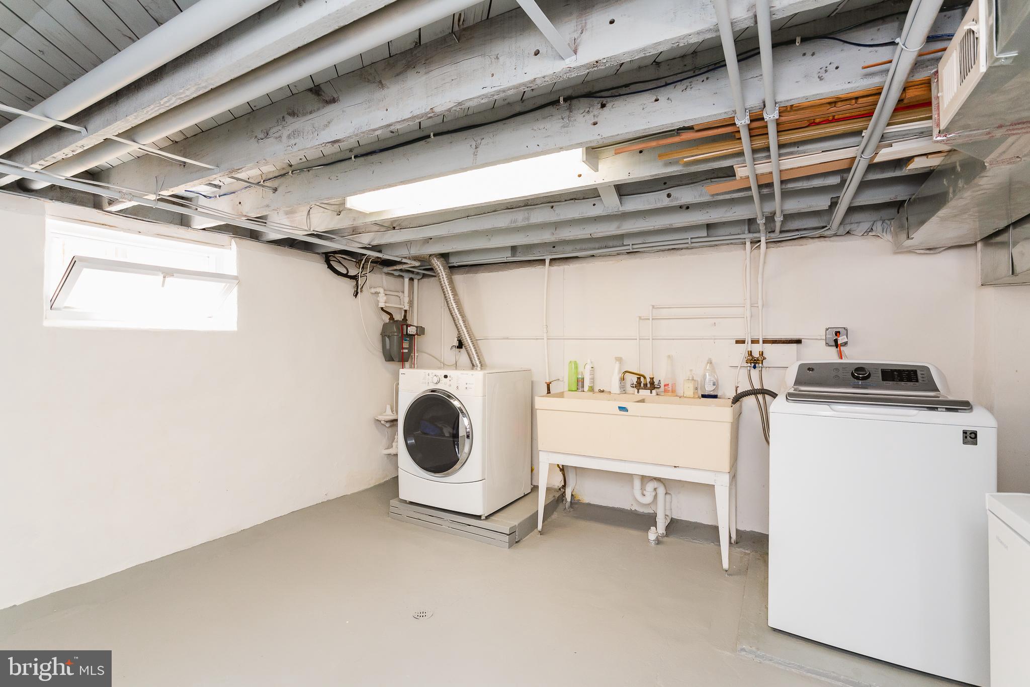 7606 Maple Road Baltimore, MD 21222 - Photo 25 of 35