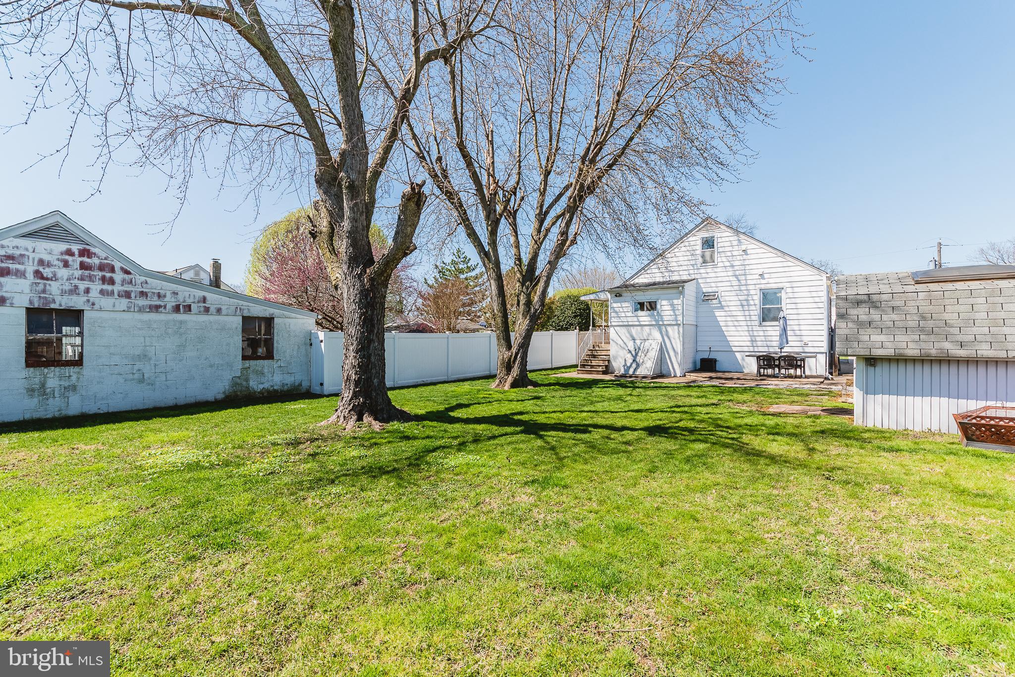 7606 Maple Road Baltimore, MD 21222 - Photo 32 of 35