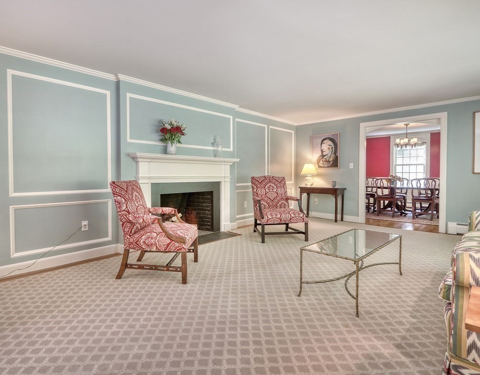 34 Round Hill Road Lincoln, MA 01773 - Photo 19 of 37