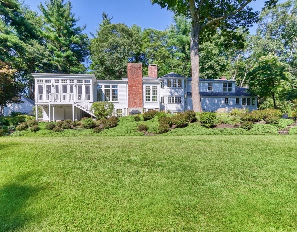 34 Round Hill Road Lincoln, MA 01773 - Photo 2 of 37