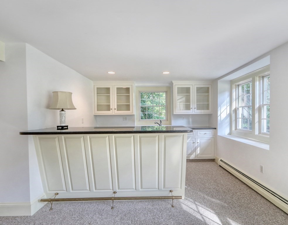 34 Round Hill Road Lincoln, MA 01773 - Photo 27 of 37