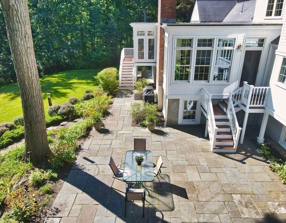 34 Round Hill Road Lincoln, MA 01773 - Photo 30 of 37