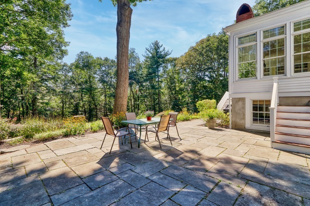 34 Round Hill Road Lincoln, MA 01773 - Photo 36 of 37