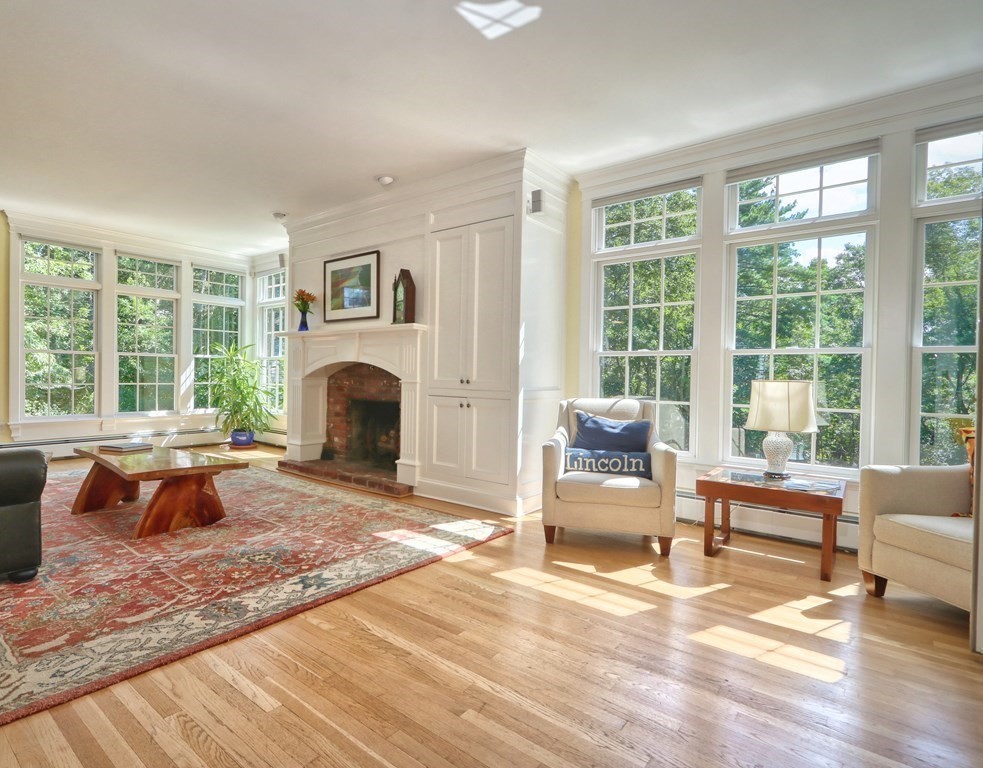 34 Round Hill Road Lincoln, MA 01773 - Photo 4 of 37