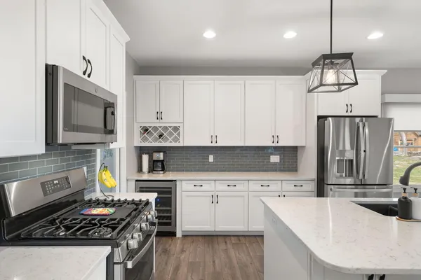 $638,900 | 512 West Joliet Street, Crown Point, IN 46307