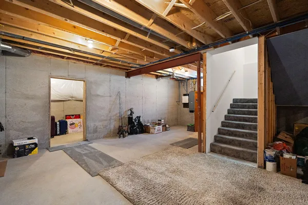 $638,900 | 512 West Joliet Street, Crown Point, IN 46307