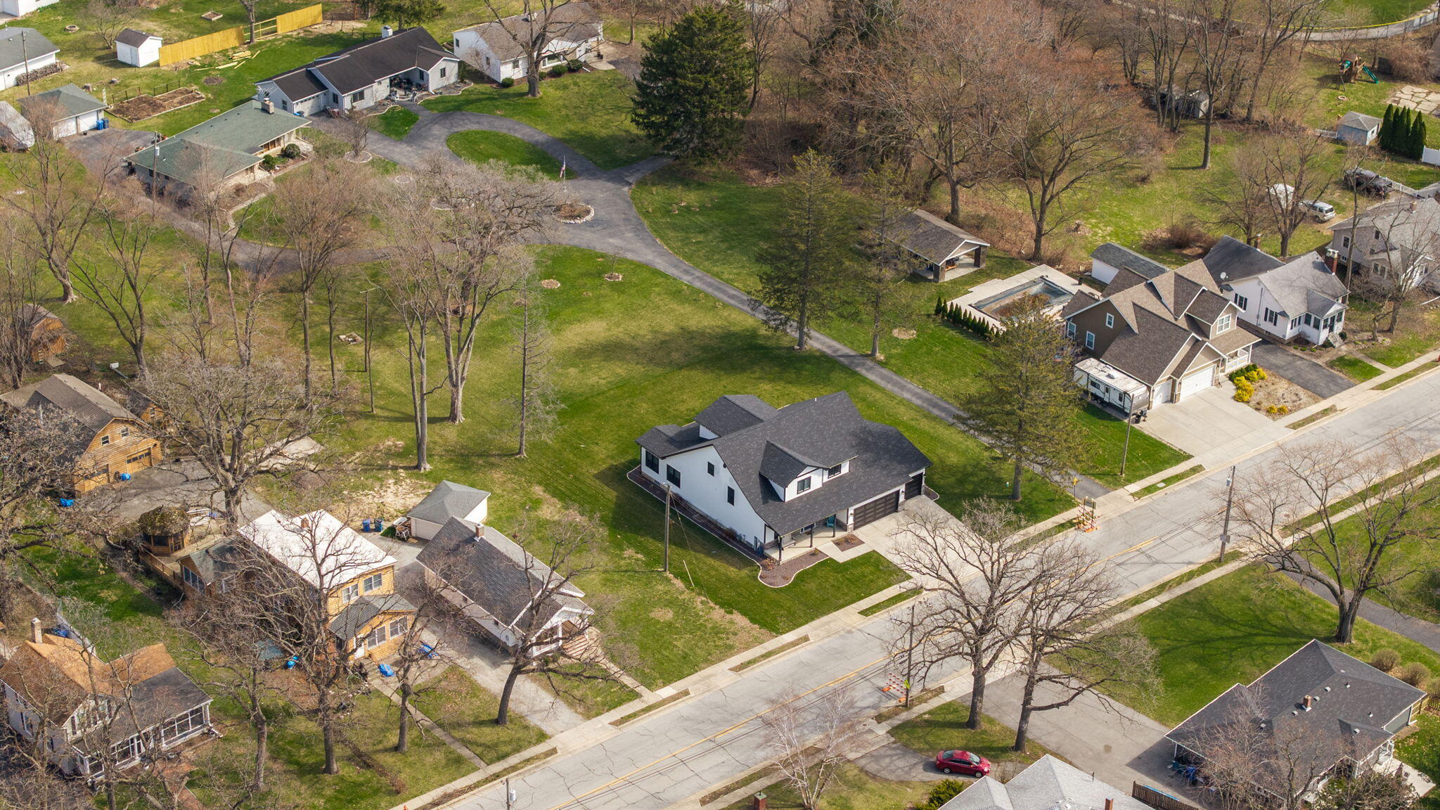 512 West Joliet Street Crown Point, IN 46307 - Photo 41 of 47 an aerial view of a house with a lake view