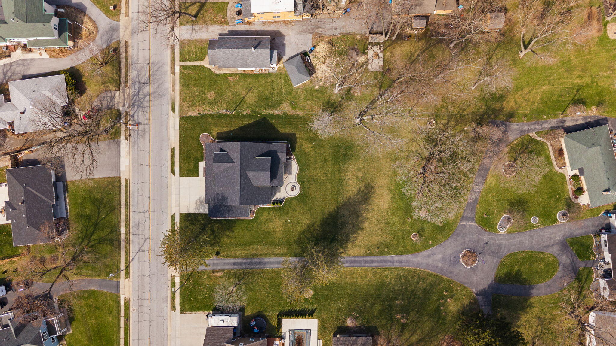 512 West Joliet Street Crown Point, IN 46307 - Photo 44 of 47 an aerial view of residential houses with outdoor space