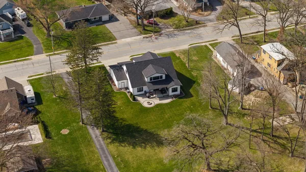 $638,900 | 512 West Joliet Street, Crown Point, IN 46307