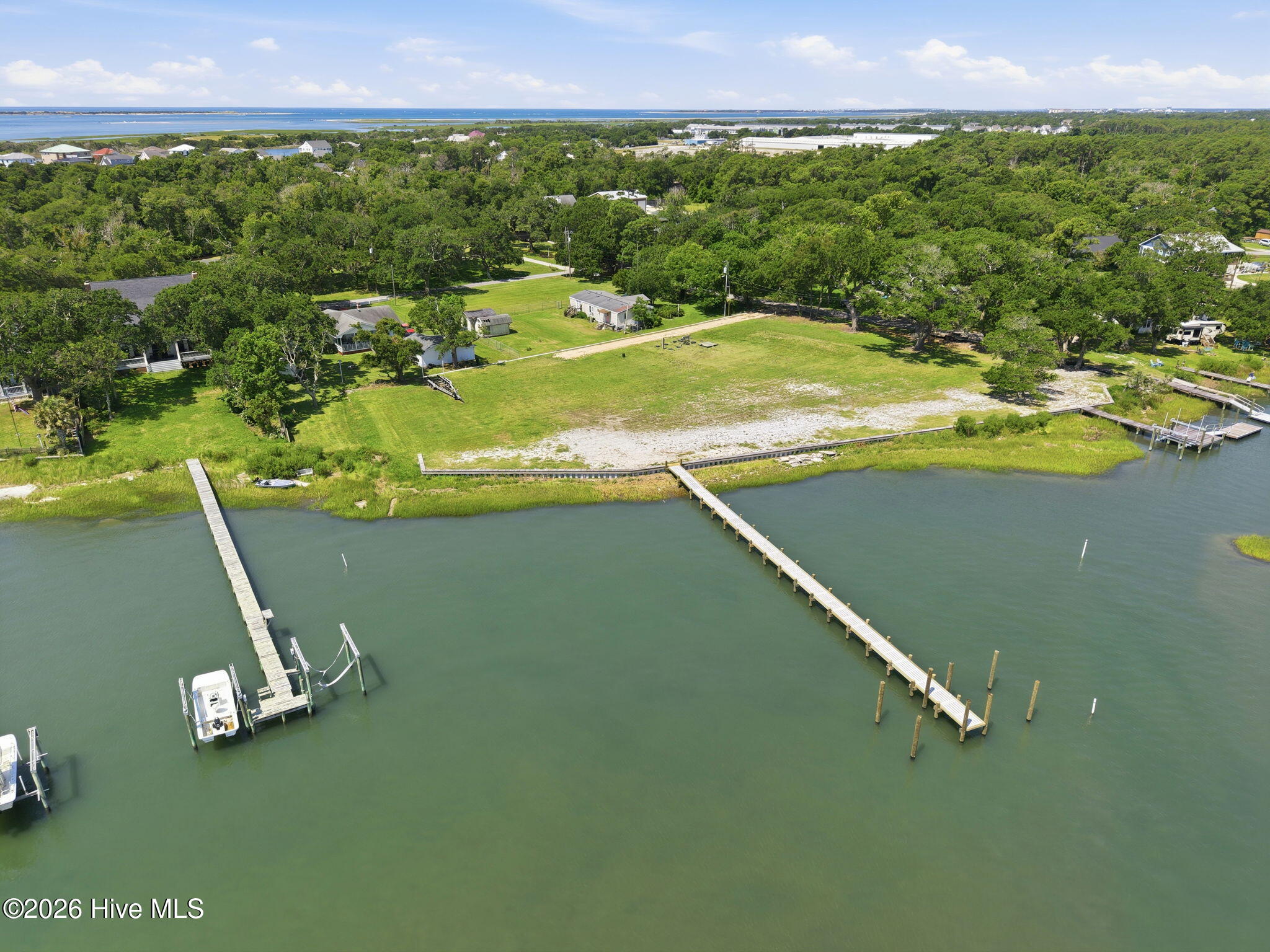 184 Lennoxville Point Road Beaufort, NC 28516 - Photo 16 of 23