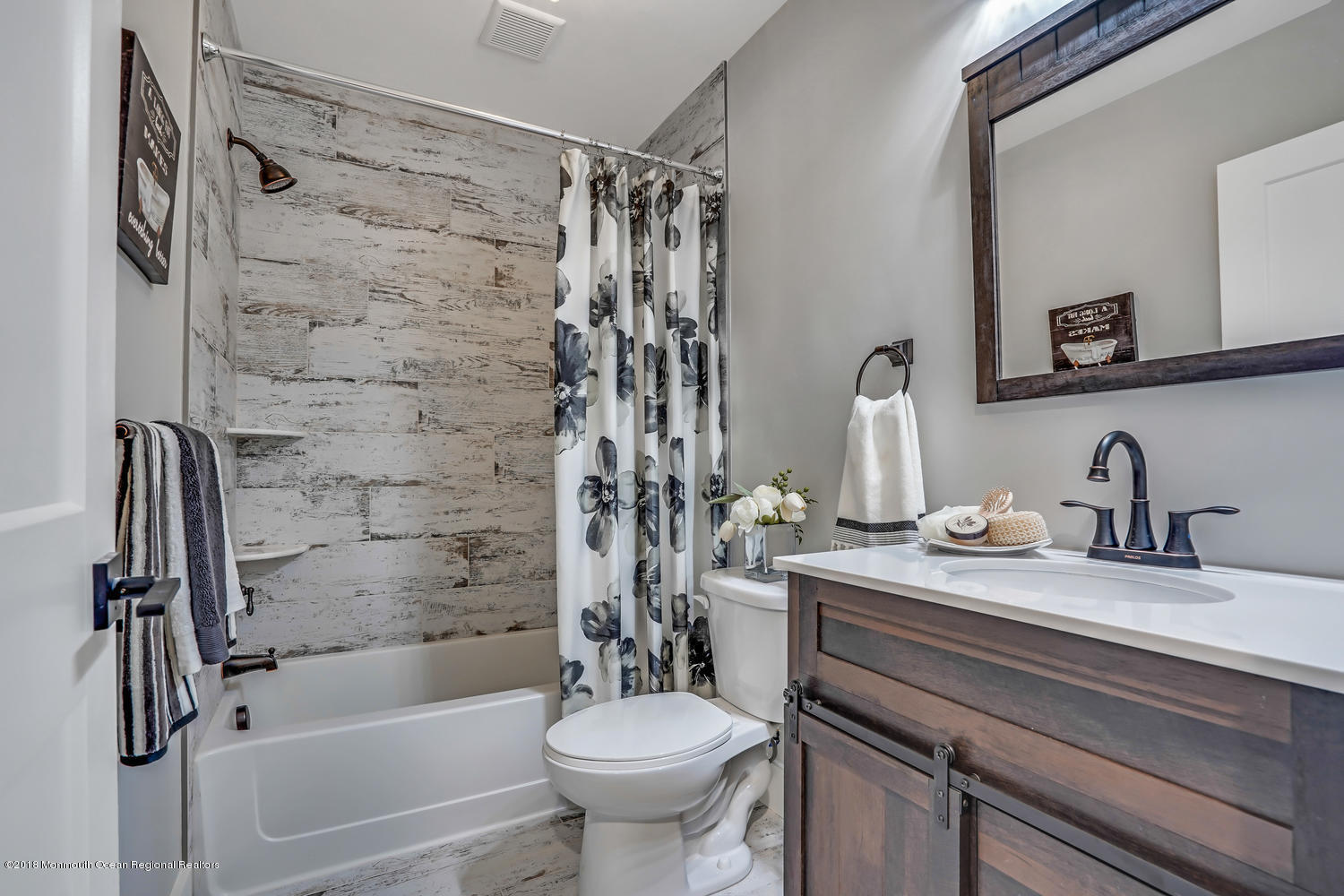 172 Sunnybrook Road Jackson, NJ 08527 - Photo 11 of 25 Remodeled Main Bath