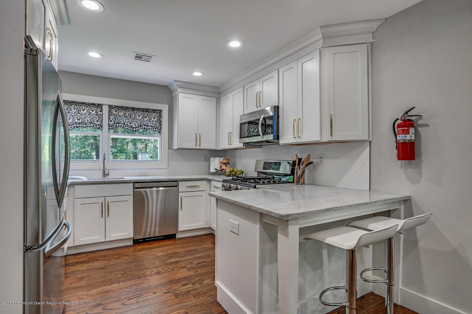 172 Sunnybrook Road Jackson, NJ 08527 - Photo 2 of 25 Granite Breakfast Counter
