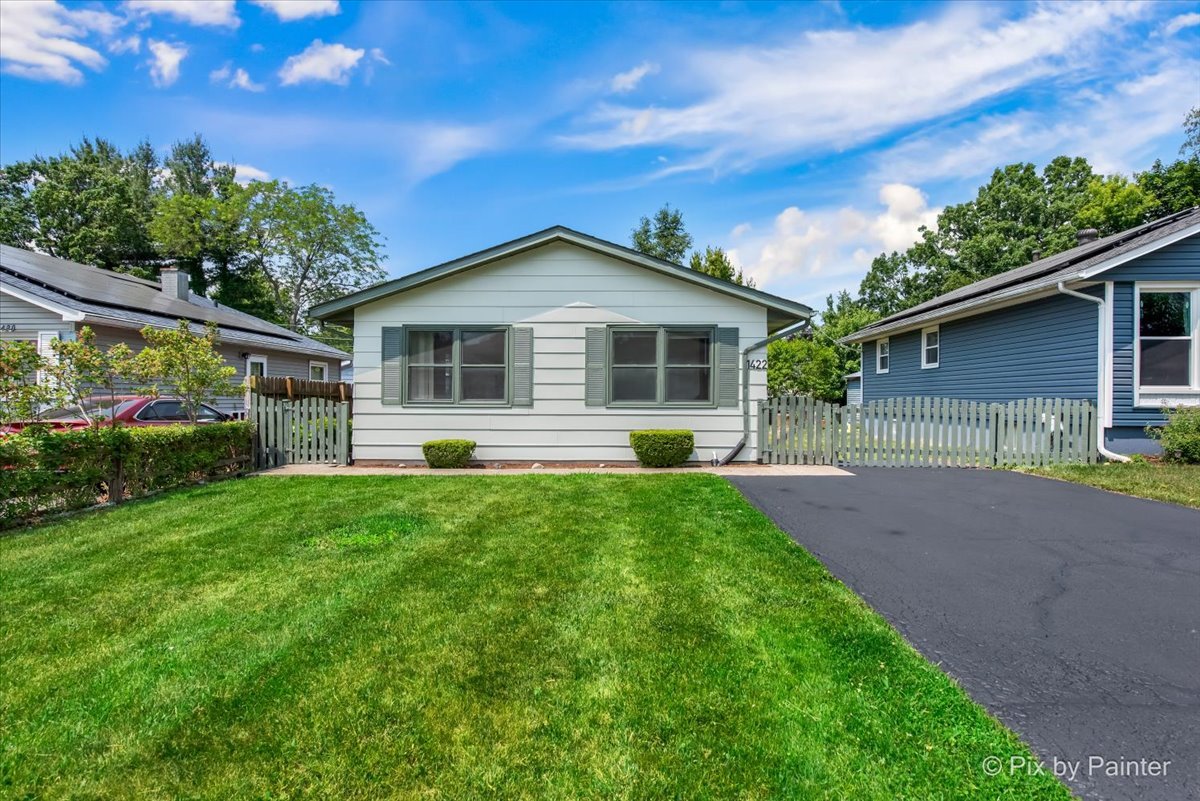 1422 Ridgeway Street Round Lake Beach, IL 60073 - Photo 1 of 26 Gallery Image 1
