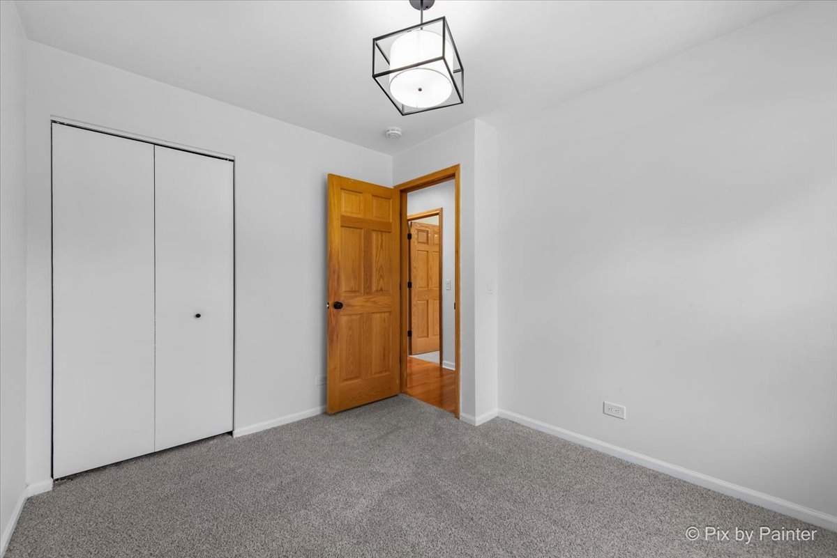 1422 Ridgeway Street Round Lake Beach, IL 60073 - Photo 14 of 26 Gallery Image 14
