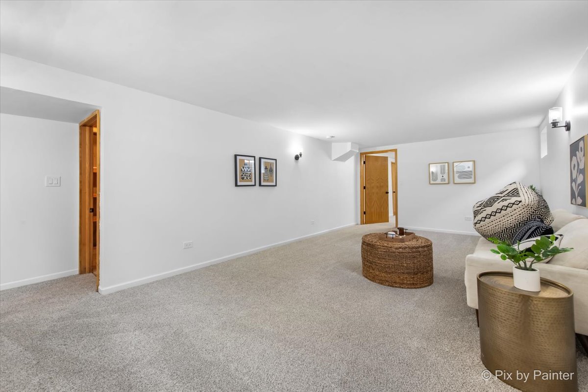 1422 Ridgeway Street Round Lake Beach, IL 60073 - Photo 18 of 26 Gallery Image 18