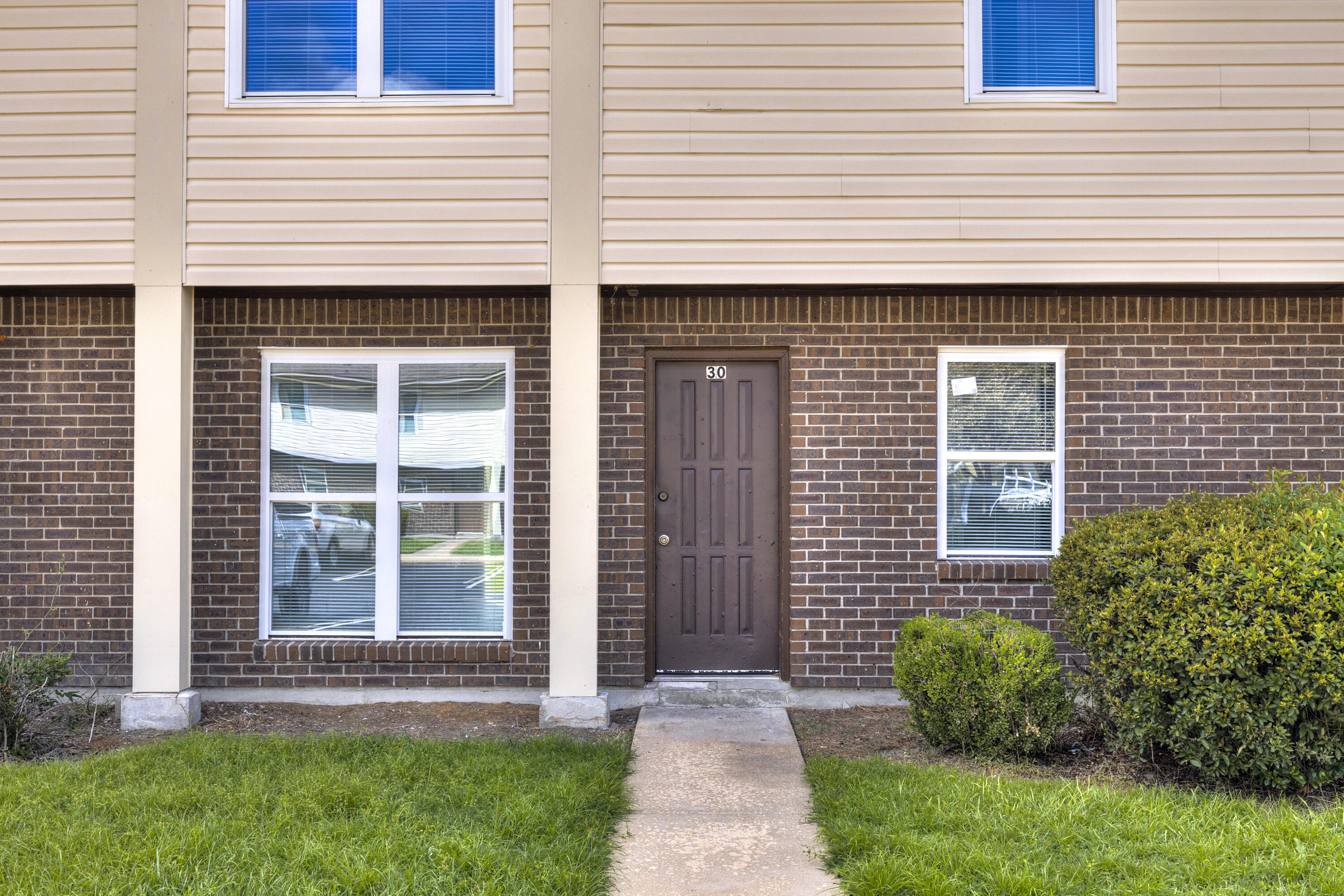 1121 Alice Drive, Unit 8 Sumter, SC 29150 - Photo 5 of 28 03