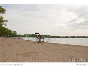 3900 Elmhurst Road Waterford, MI 48328 - Photo 25 of 29 Lake 1.jpg
