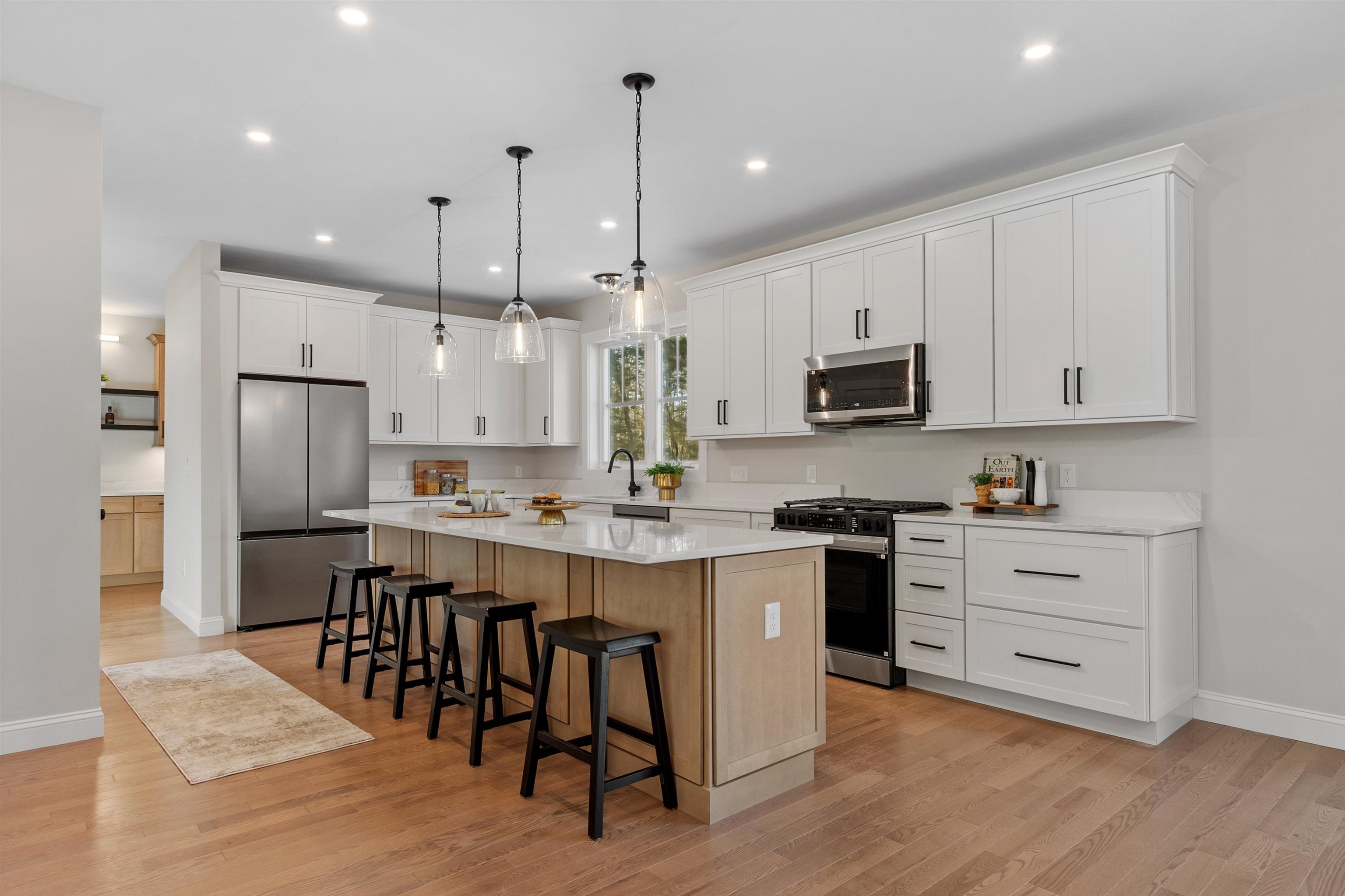 13 Blaisdell Court, Unit 10 Raymond, NH 03077 - Photo 4 of 12