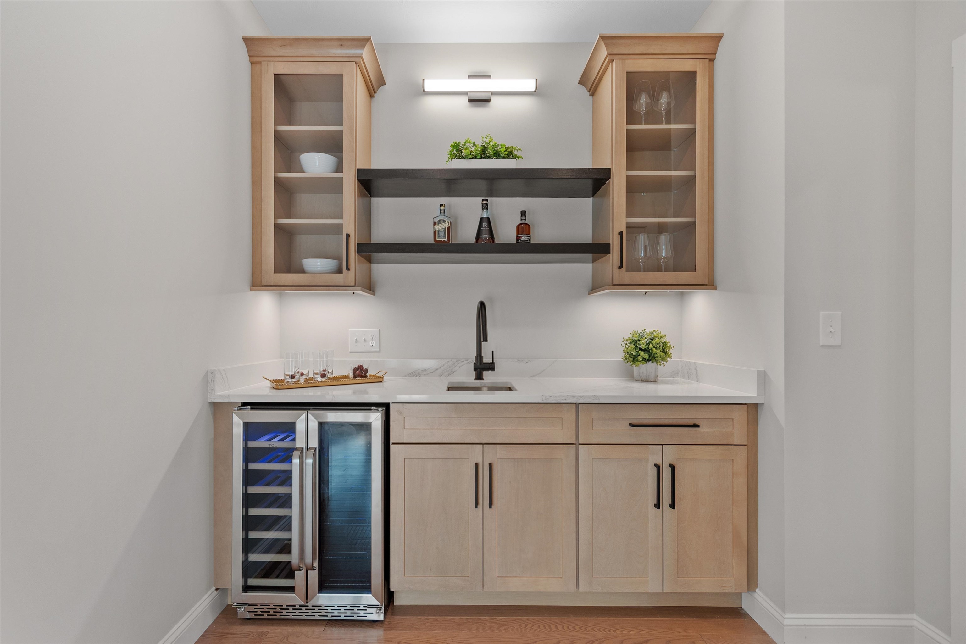 13 Blaisdell Court, Unit 10 Raymond, NH 03077 - Photo 6 of 12