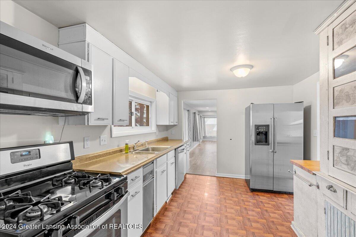 6239 West Reynolds Road Haslett, MI 48840 - Photo 16 of 26 16-Media Jett - 17