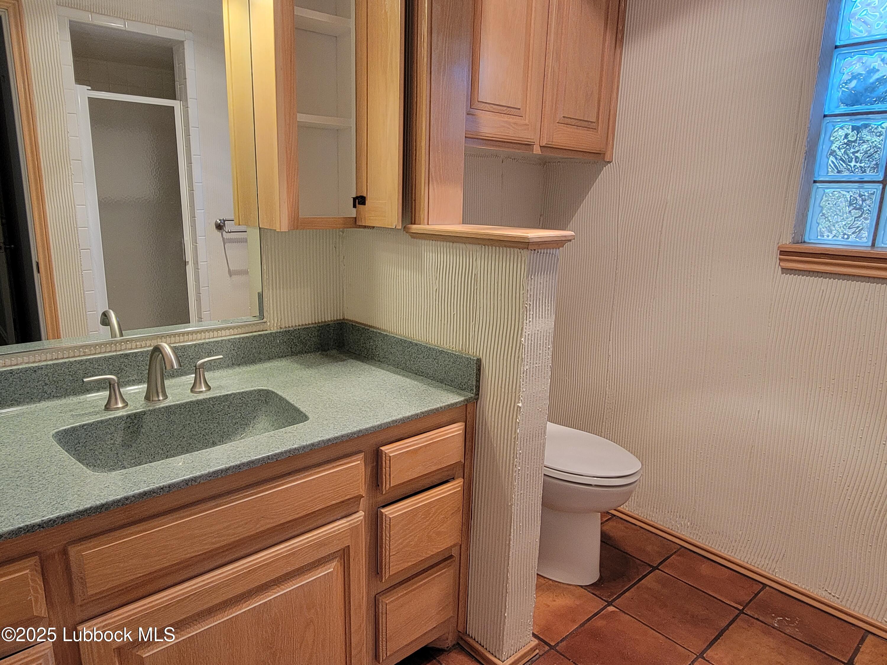 3206 69th Street Lubbock, TX 79413 - Photo 14 of 25 20230415_134332