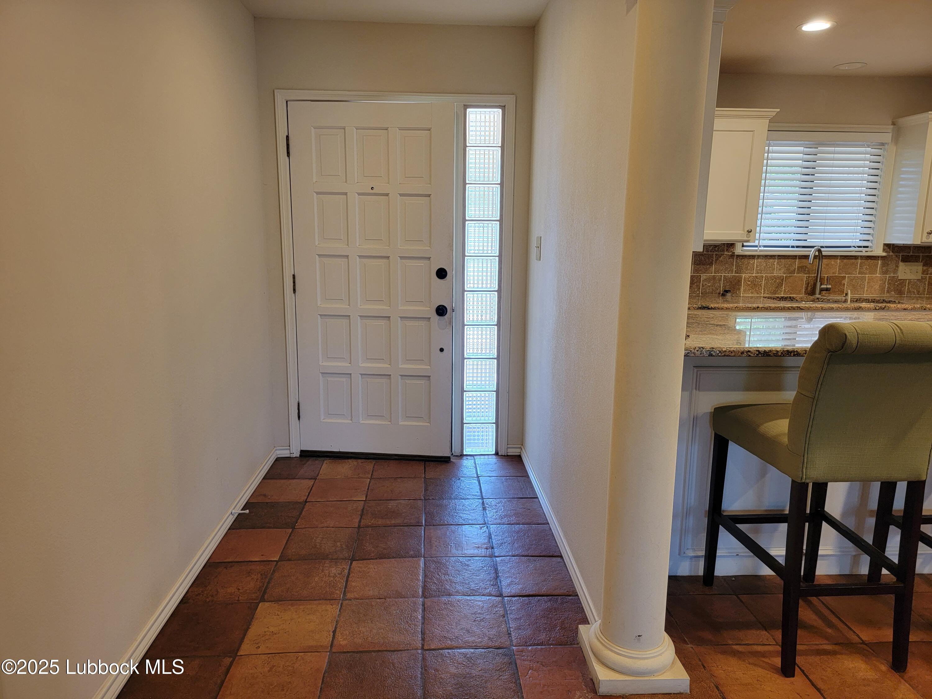 3206 69th Street Lubbock, TX 79413 - Photo 4 of 25 20230415_133948