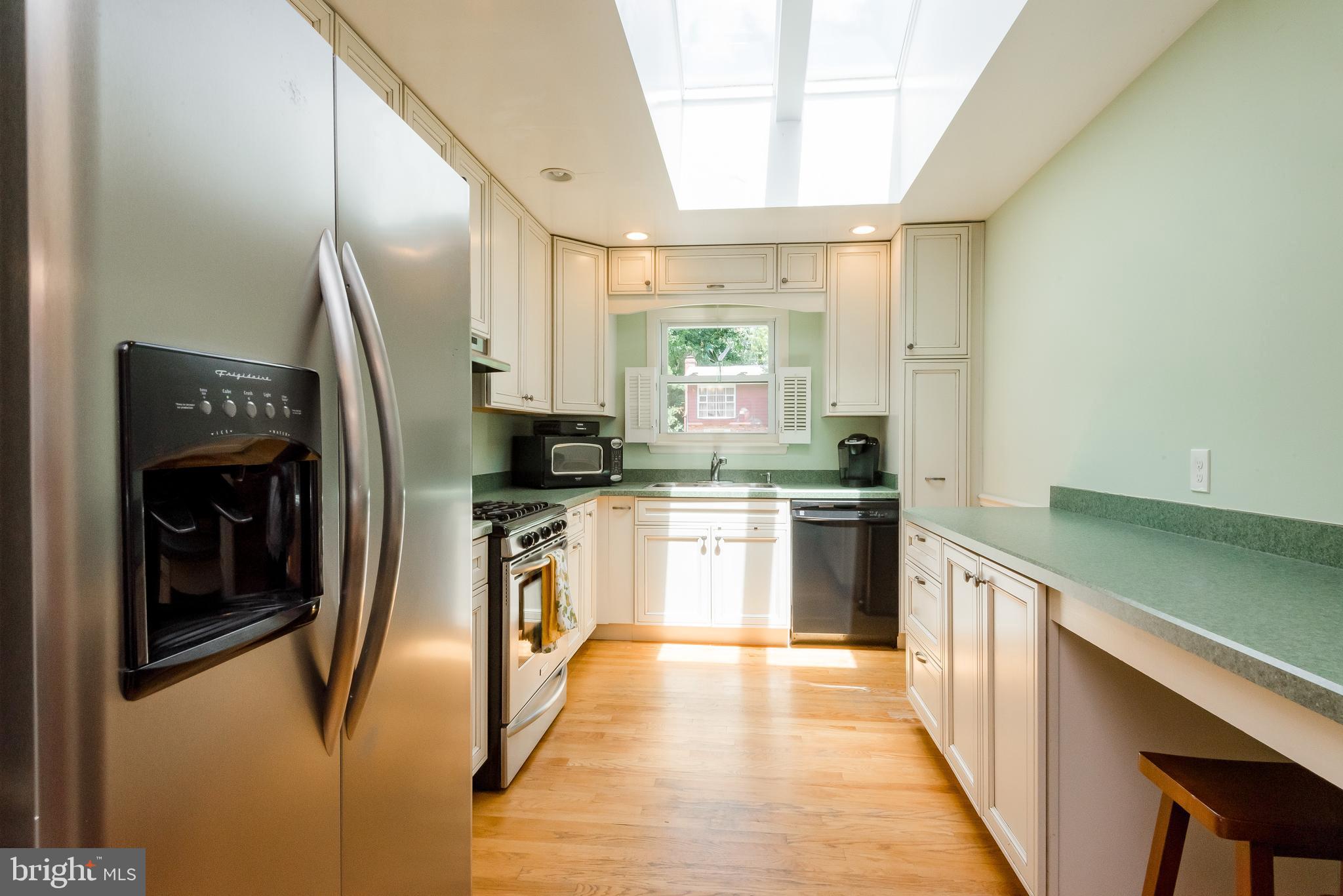 107 Bosun Road Arnold, MD 21012 - Photo 17 of 45 Kitchen