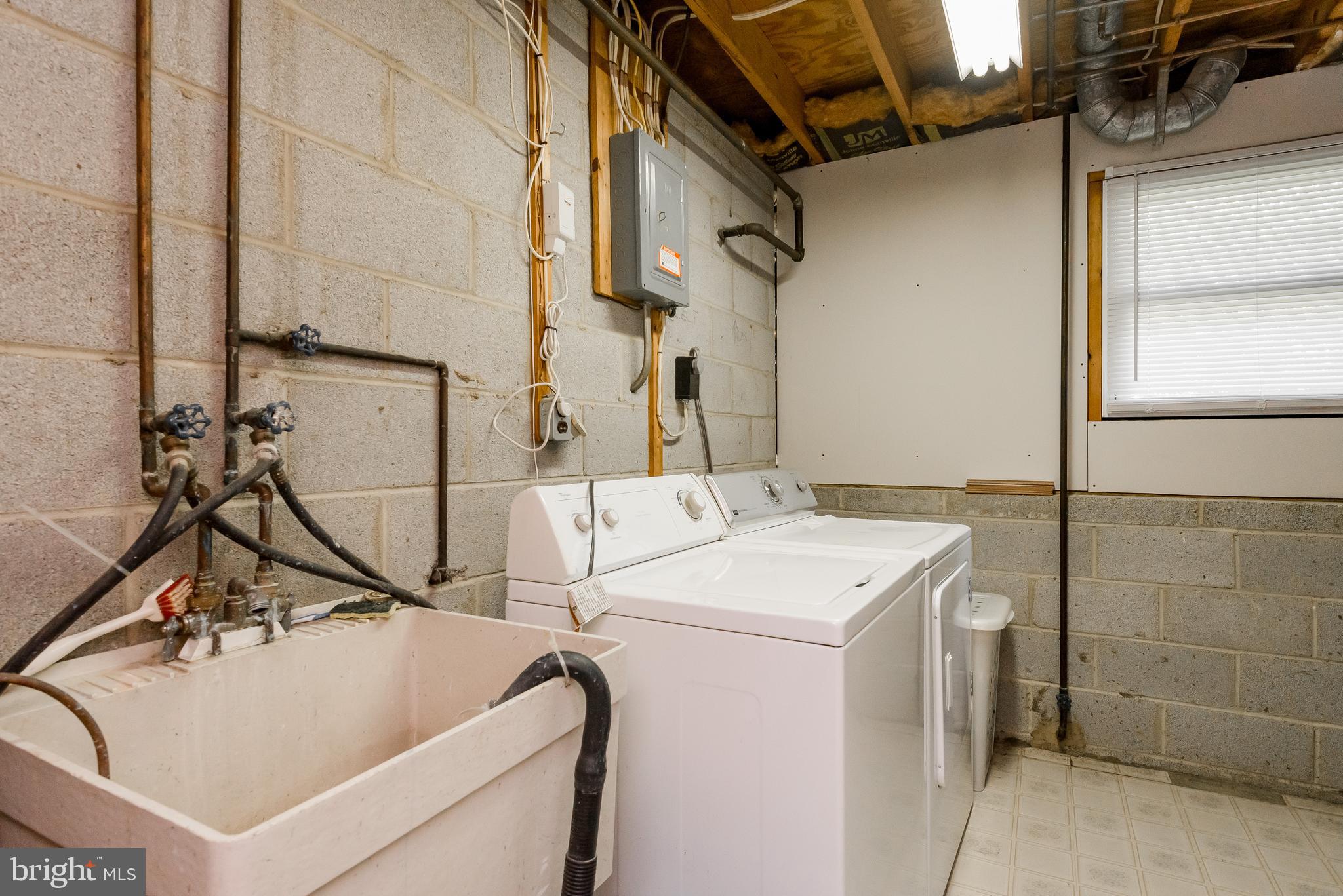 107 Bosun Road Arnold, MD 21012 - Photo 26 of 45 Basement Washer/Dryer