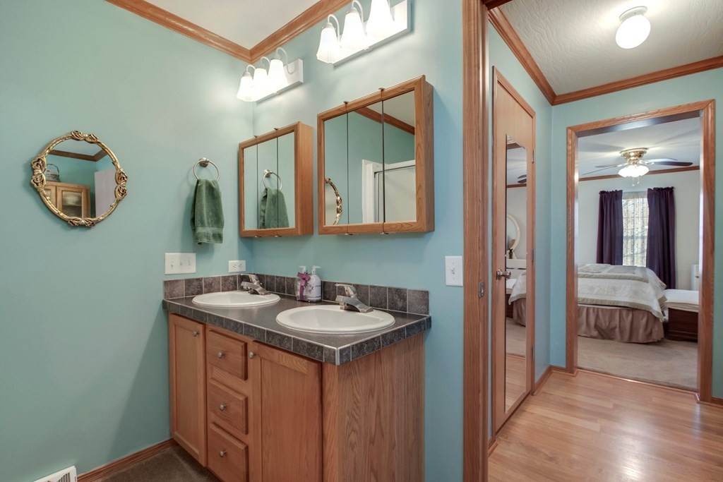 610 Holly Glen Road Decatur, TN 37322 - Photo 9 of 38 Gallery Image 9