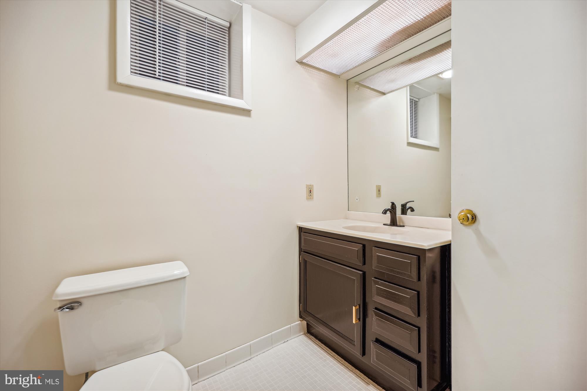 1502 Live Oak Drive Silver Spring, MD 20910 - Photo 37 of 46