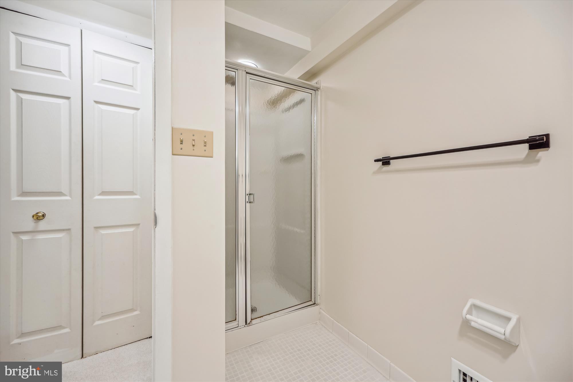 1502 Live Oak Drive Silver Spring, MD 20910 - Photo 38 of 46