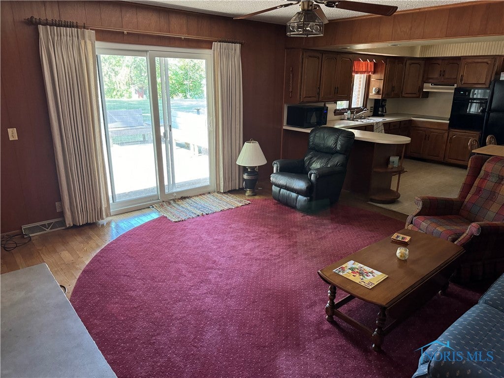 14268 County Road North Napoleon, OH 43545 - Photo 6 of 20 Family Room w/ sliders to deck