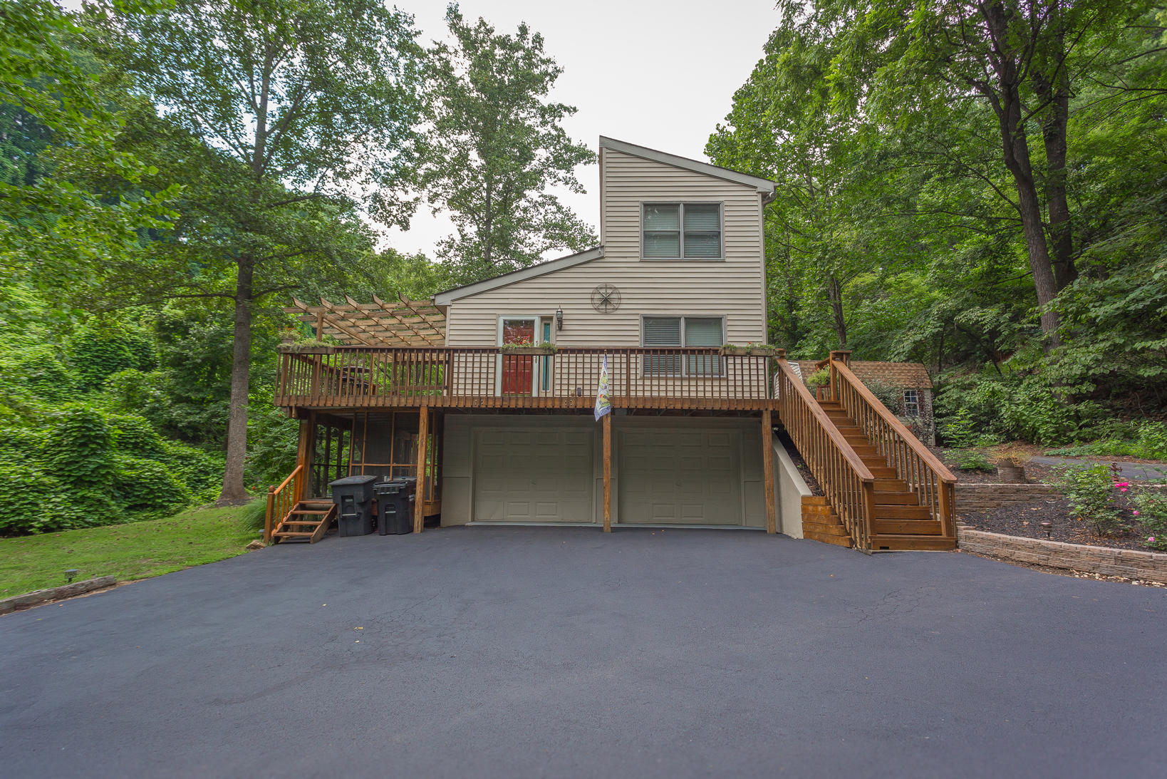 7671 Mt Chestnut Road Roanoke, VA 24018 - Photo 6 of 48 IMG_2003