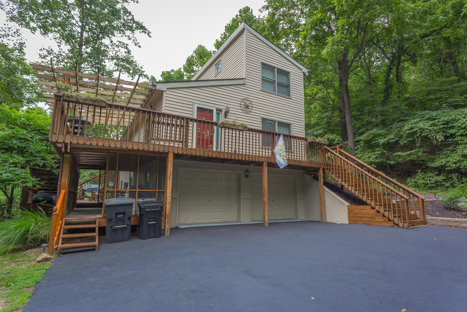 7671 Mt Chestnut Road Roanoke, VA 24018 - Photo 8 of 48 IMG_2005