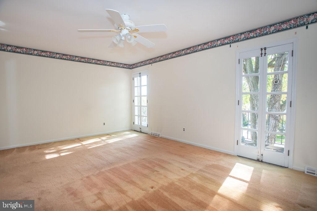 6 Forge Road Newark, DE 19711 - Photo 19 of 26 HUGE Primary Bedroom w/balcony!!