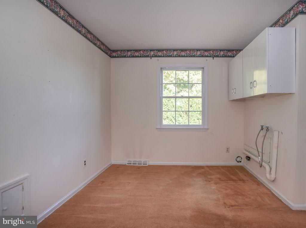 6 Forge Road Newark, DE 19711 - Photo 21 of 26 Laundry Room off of Primary BR...WUT??