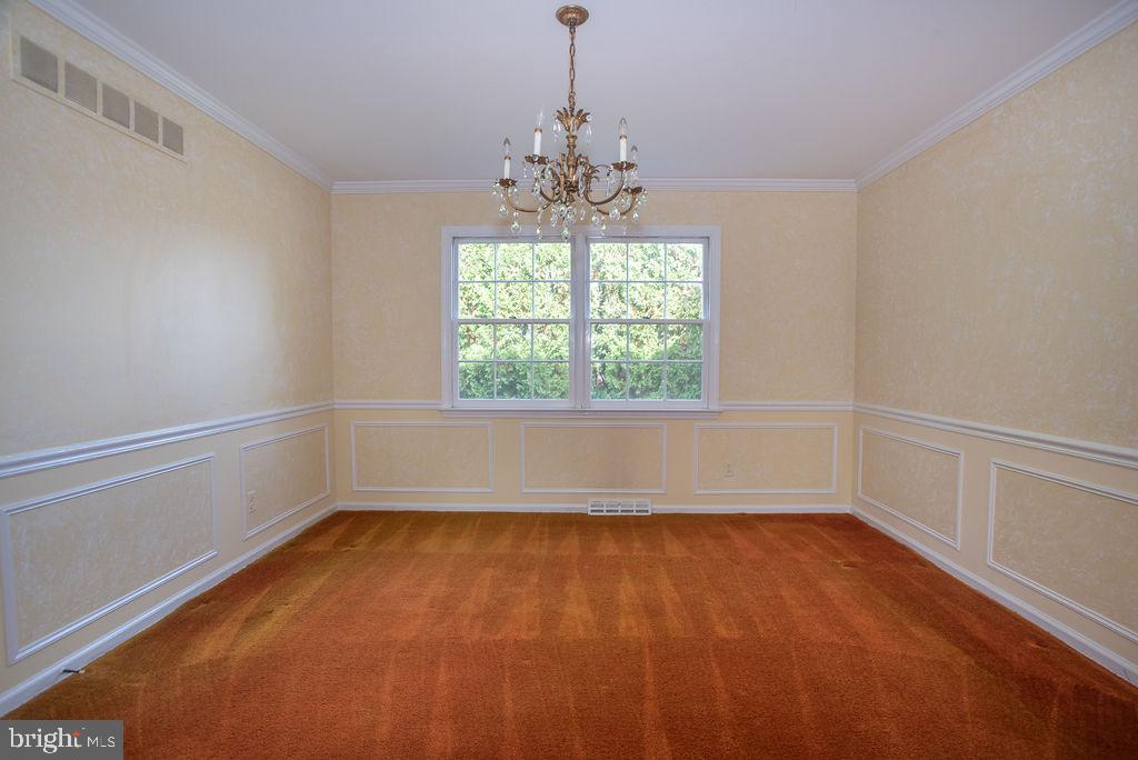 6 Forge Road Newark, DE 19711 - Photo 9 of 26 Dining Room