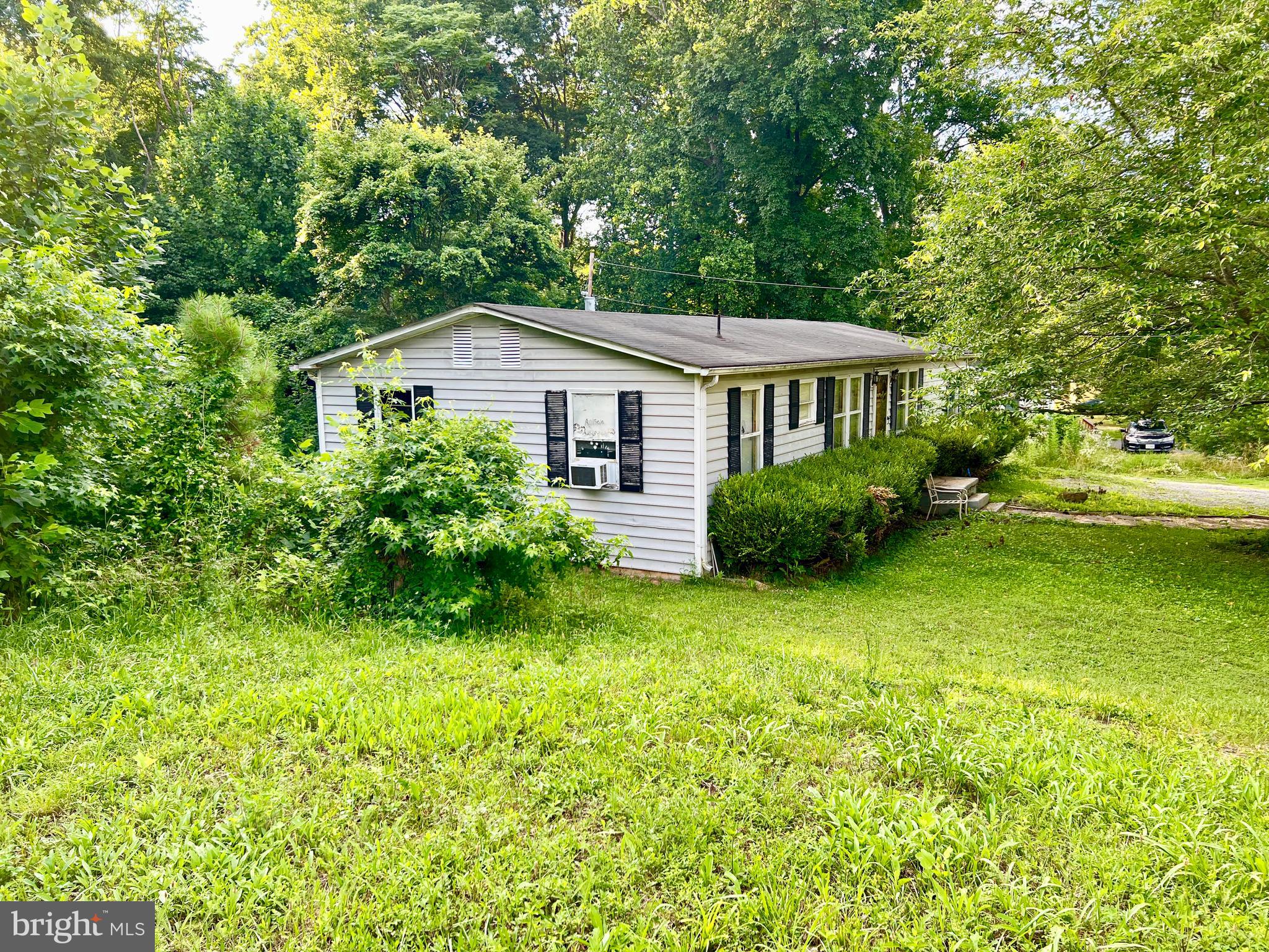 7732 Courthouse Road Spotsylvania, VA 22551 - Photo 3 of 8 Gallery Image 3