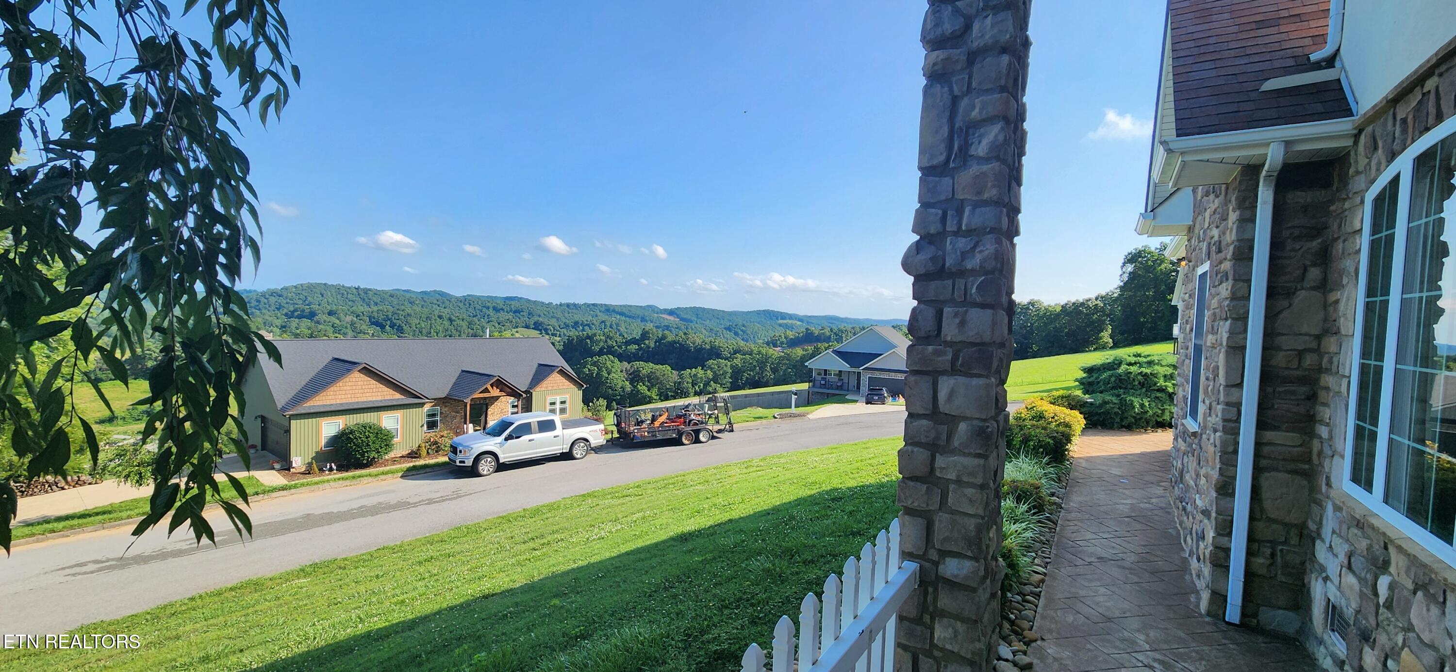 175 South Glen Road Maynardville, TN 37807 - Photo 6 of 9 ViewFront