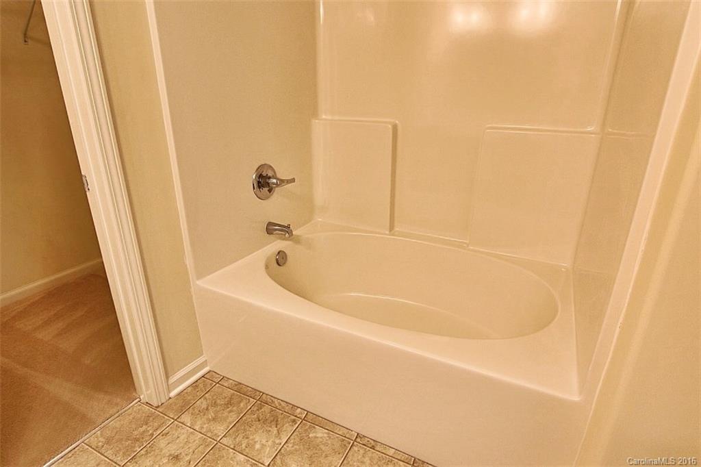 2408 Hart Road, Unit 7 Charlotte, NC 28214 - Photo 11 of 13 Gallery Image 11