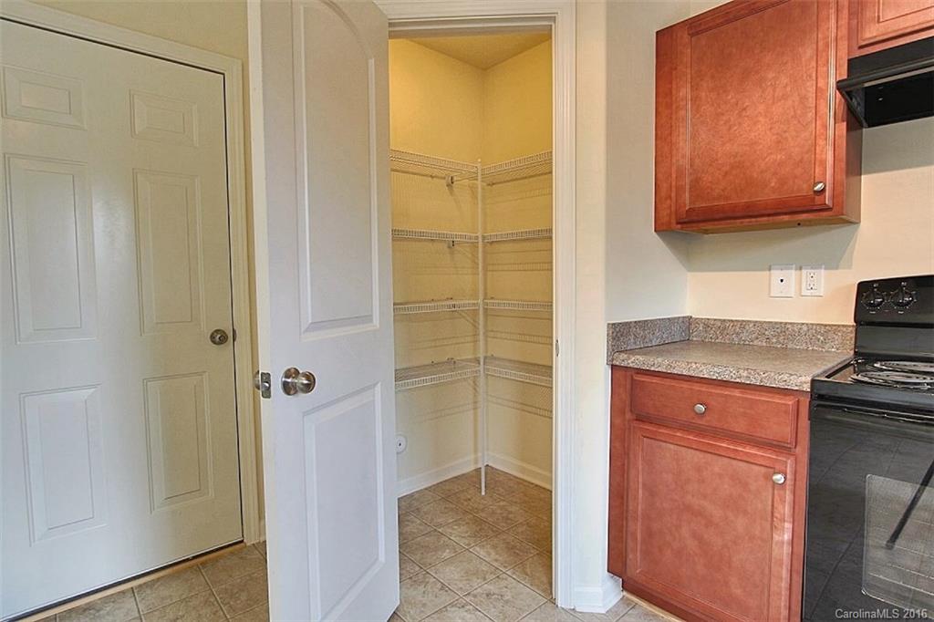2408 Hart Road, Unit 7 Charlotte, NC 28214 - Photo 5 of 13 Gallery Image 5