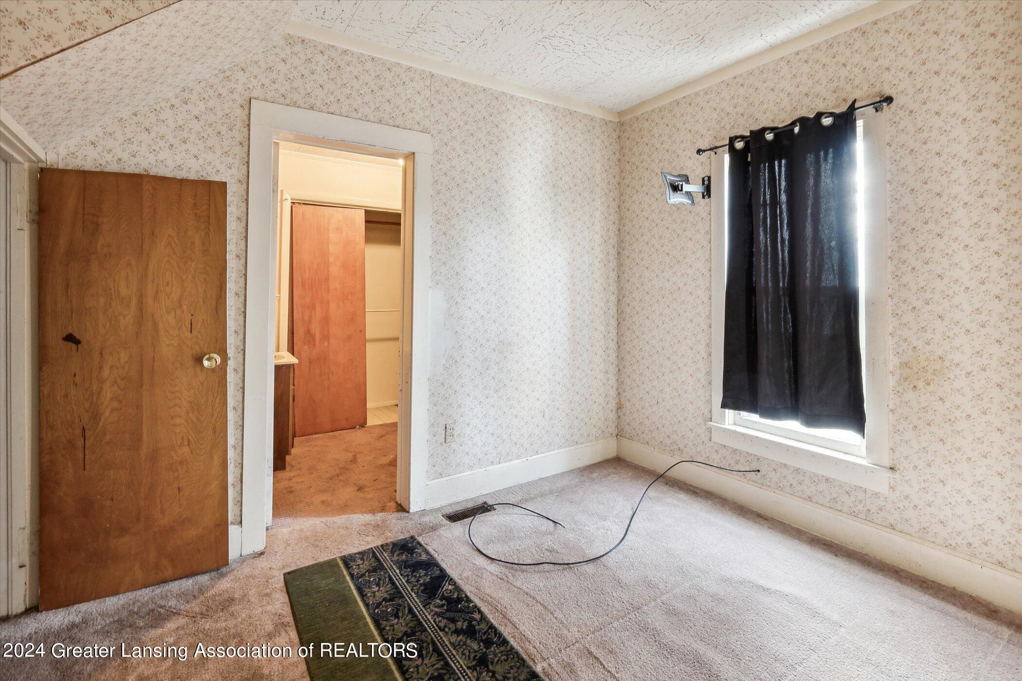 5884 East Round Lake Road Dewitt, MI 48820 - Photo 17 of 37 17-5884-Round-Lake-Rd-Laingsburg-MI-4884