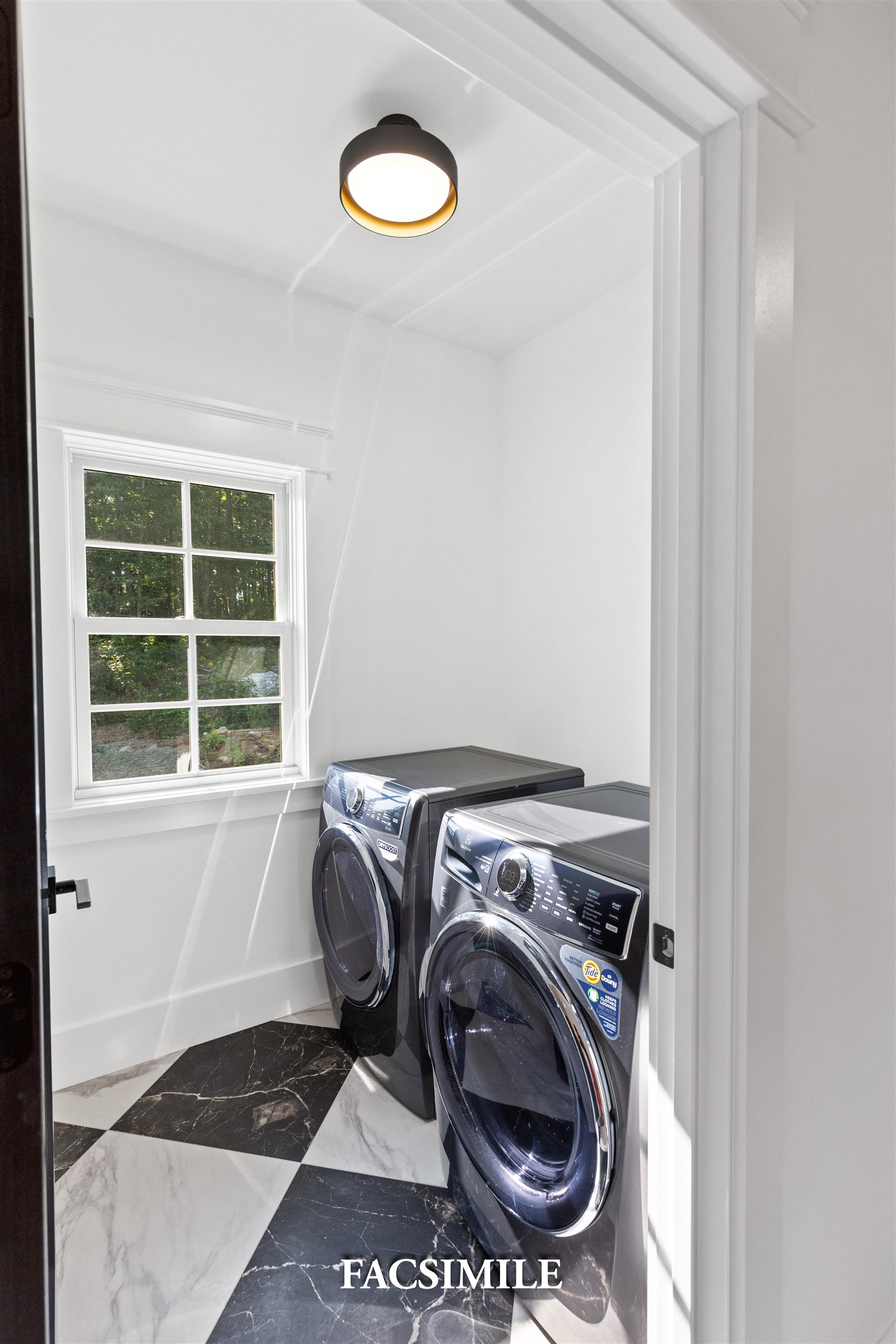 27 First Pt Road Moultonborough, NH 03254 - Photo 15 of 57