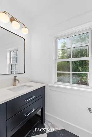 $4,100,000 | 27 First Pt Road, Moultonborough, NH 03254