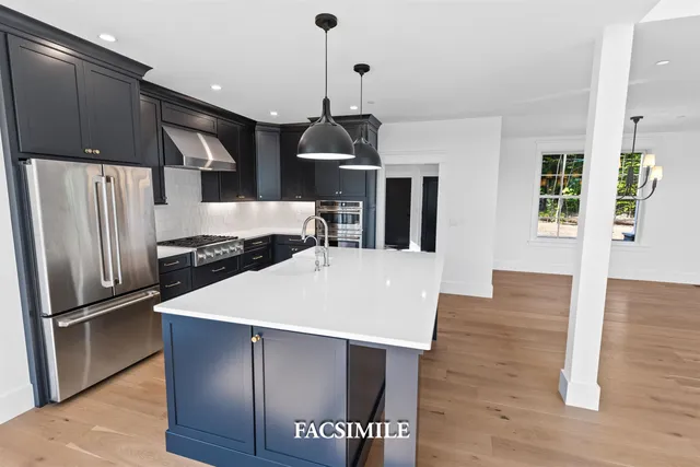 $4,100,000 | 27 First Pt Road, Moultonborough, NH 03254