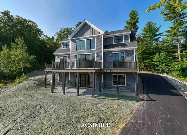 $4,100,000 | 27 First Pt Road, Moultonborough, NH 03254