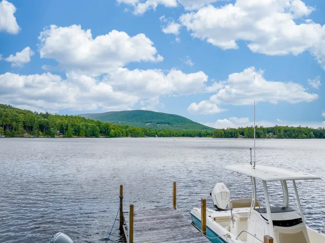 $4,100,000 | 27 First Pt Road, Moultonborough, NH 03254