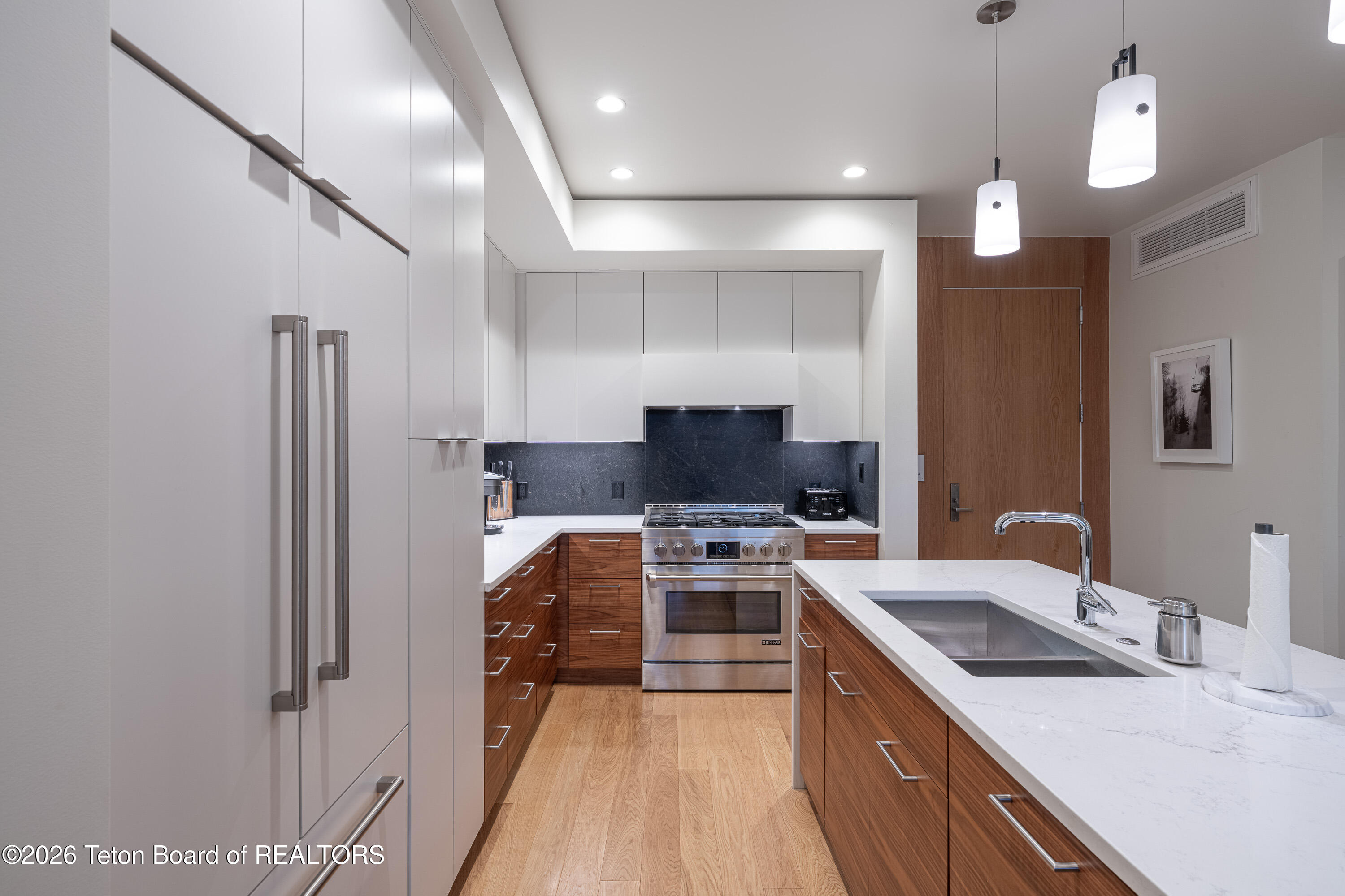 680 South Cache Street, Unit 501 Jackson, WY 83001 - Photo 12 of 24 One Town Hill 501