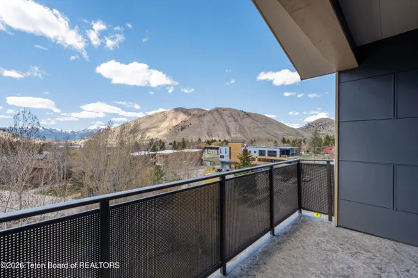 $2,395,000 | 680 South Cache Street, Unit 501, Jackson, WY 83001