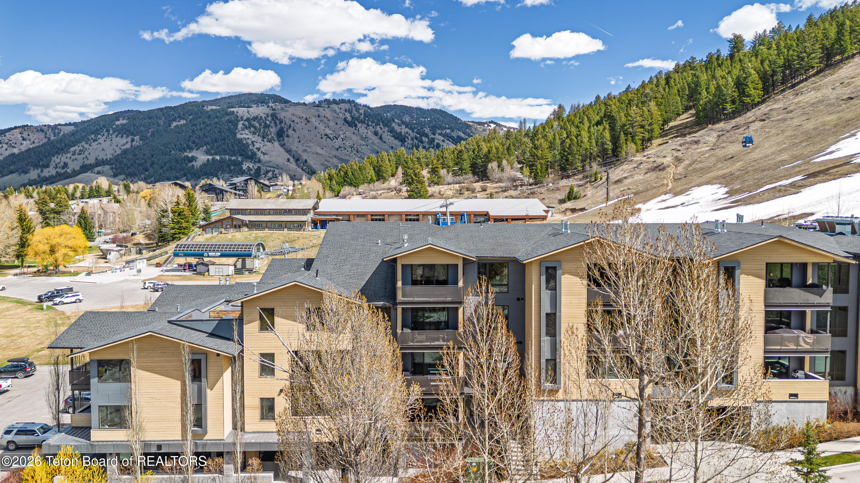 680 South Cache Street, Unit 501 Jackson, WY 83001 - Photo 4 of 24 One Town Hill 501